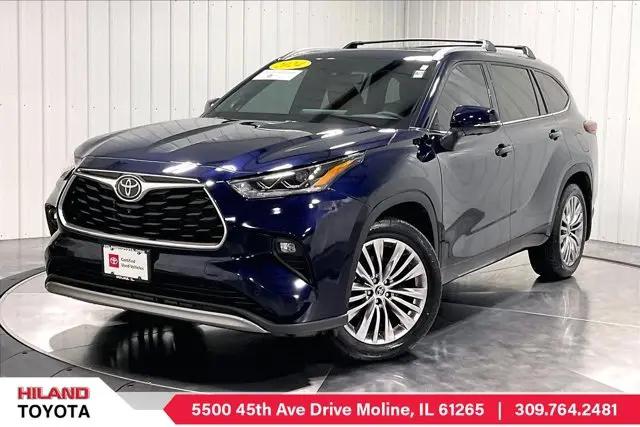 2024 Toyota Highlander Platinum for sale in Moline, IL
