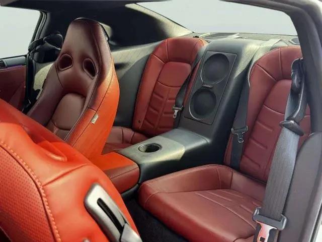 2024 Nissan GT-R T-spec Dual-clutch 6-Speed Transmission