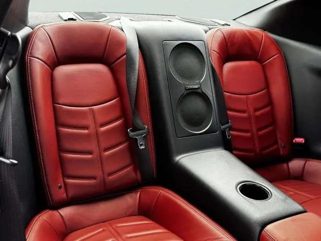 2024 Nissan GT-R T-spec Dual-clutch 6-Speed Transmission