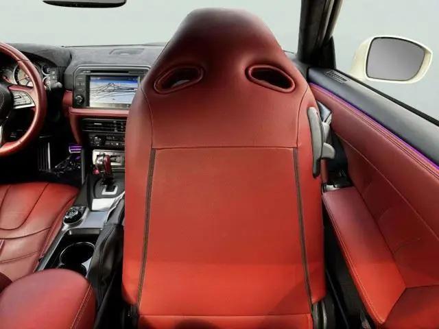 2024 Nissan GT-R T-spec Dual-clutch 6-Speed Transmission