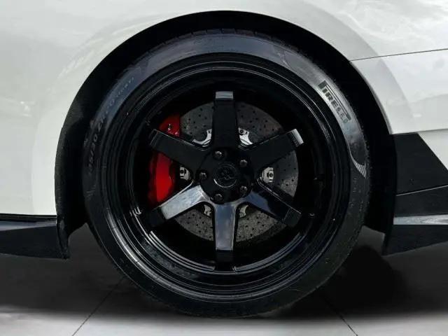 2024 Nissan GT-R T-spec Dual-clutch 6-Speed Transmission