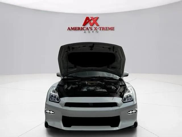 2024 Nissan GT-R T-spec Dual-clutch 6-Speed Transmission