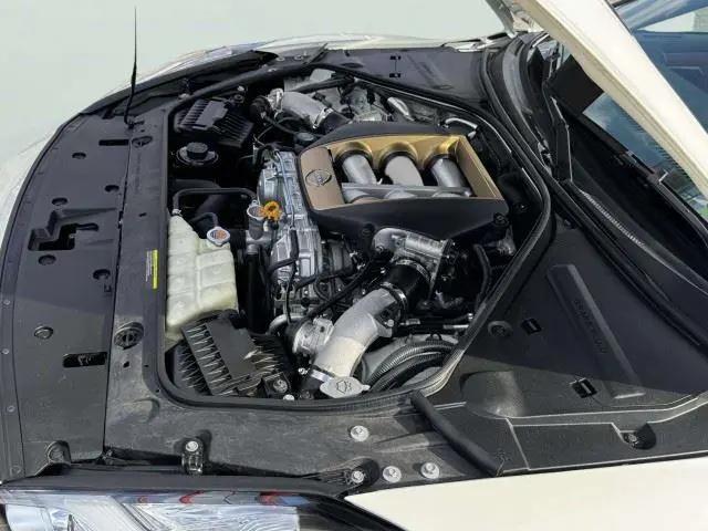 2024 Nissan GT-R T-spec Dual-clutch 6-Speed Transmission