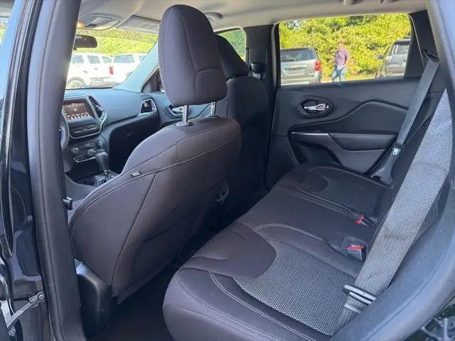 2019 Jeep Cherokee Latitude FWD