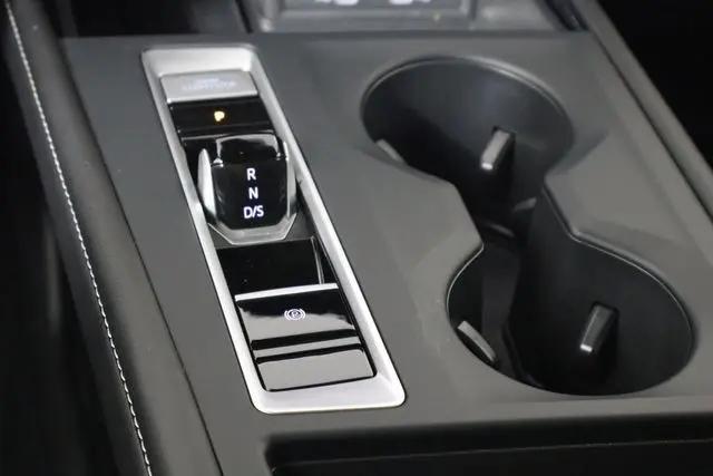 2026 Volkswagen Atlas SE
