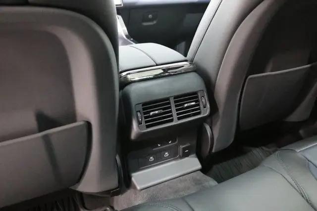 2026 Land Rover Range Rover Velar P250 Dynamic SE