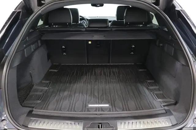 2026 Land Rover Range Rover Velar P250 Dynamic SE