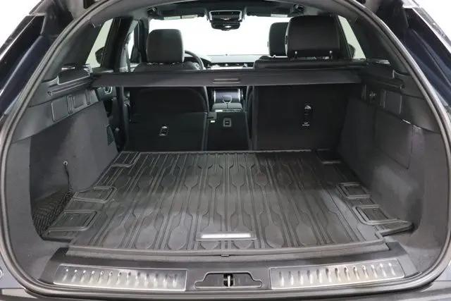 2026 Land Rover Range Rover Velar P250 Dynamic SE