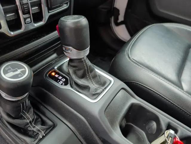 2022 Jeep Wrangler Unlimited Sahara 4x4