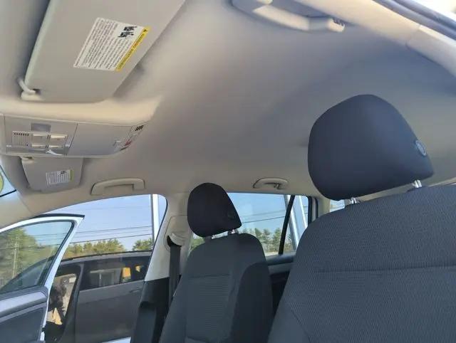 2016 Volkswagen Golf SportWagen TSI S 4-Door