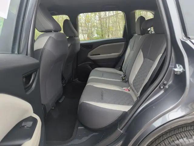2025 Subaru Forester Base