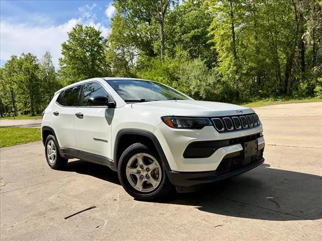 2022 Jeep Compass Sport FWD for sale in Salem, IL