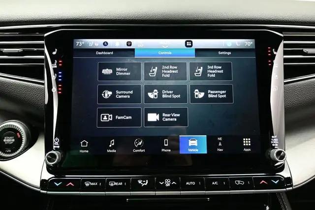 2026 Jeep Grand Wagoneer L 4x4