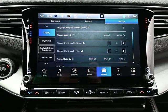 2026 Jeep Grand Wagoneer L 4x4