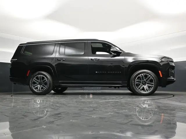 2026 Jeep Grand Wagoneer L 4x4