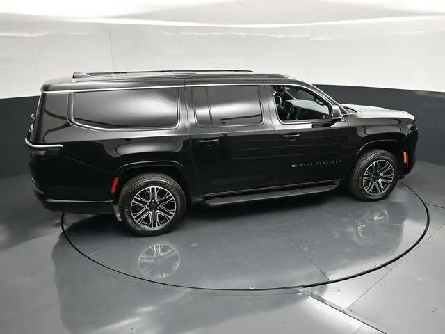 2026 Jeep Grand Wagoneer L 4x4