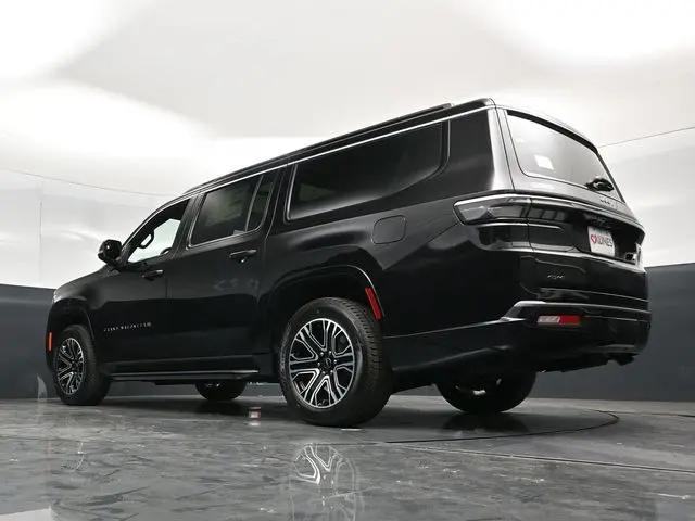 2026 Jeep Grand Wagoneer L 4x4