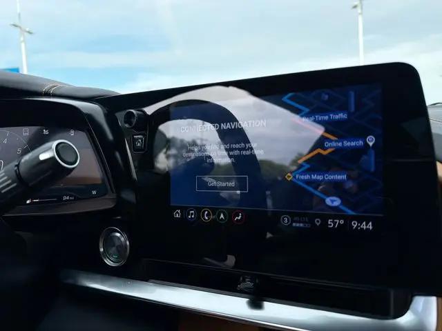 2023 Chevrolet Corvette Stingray RWD Convertible 2LT