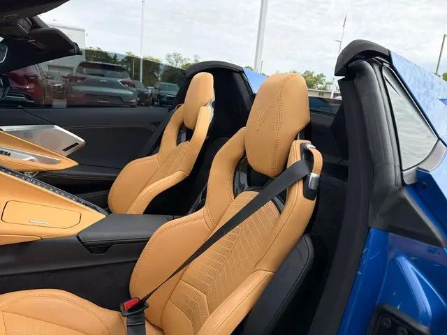 2023 Chevrolet Corvette Stingray RWD Convertible 2LT