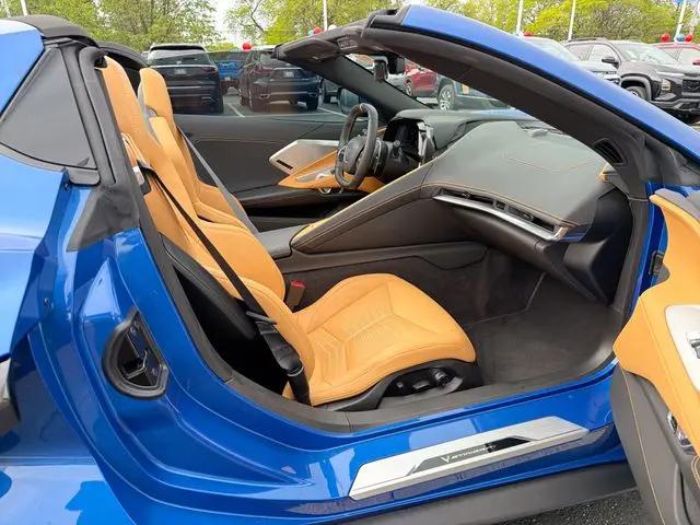 2023 Chevrolet Corvette Stingray RWD Convertible 2LT