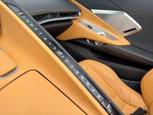 2023 Chevrolet Corvette Stingray RWD Convertible 2LT