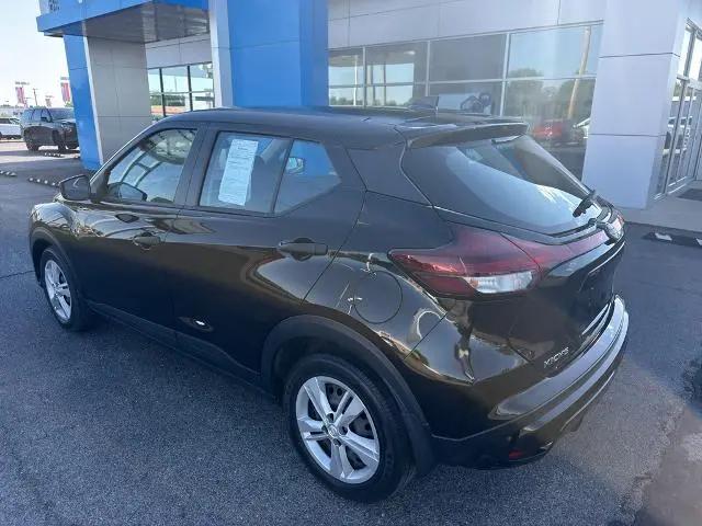 2024 Nissan Kicks S Xtronic CVT