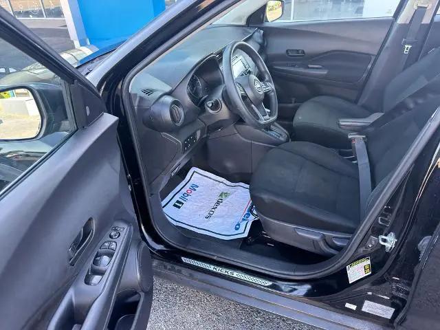 2024 Nissan Kicks S Xtronic CVT