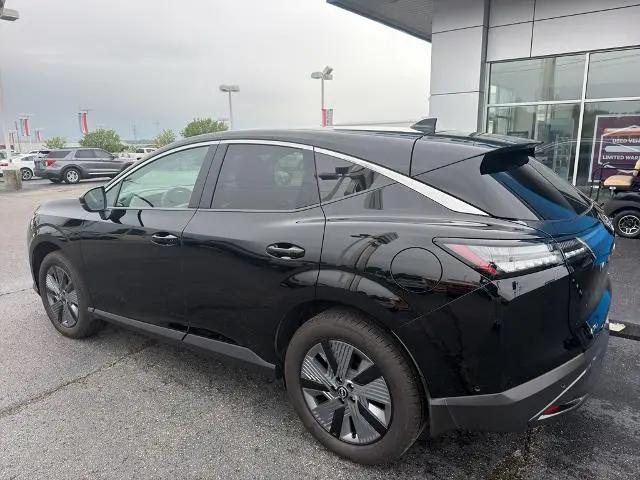 2025 Nissan Murano SL