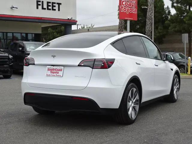 2021 Tesla Model Y Long Range Dual Motor All-Wheel Drive