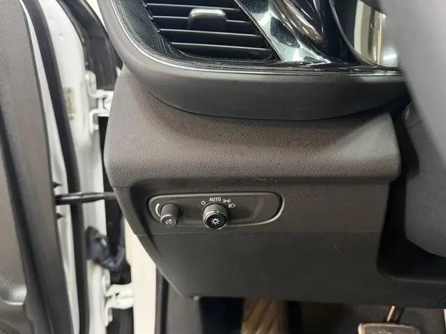 2023 Buick Envision Essence AWD