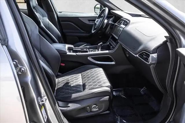 2020 Jaguar F-PACE SVR P550 AWD Automatic
