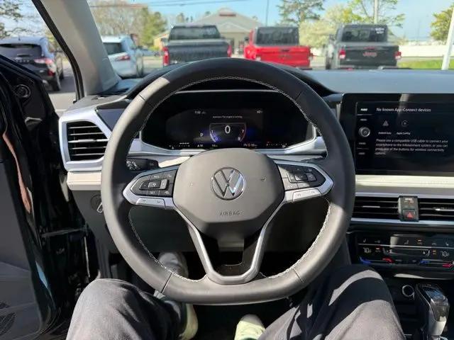 2026 Volkswagen Taos SE