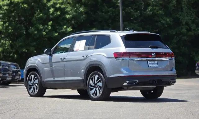 2025 Volkswagen Atlas 2.0T SE w/Technology