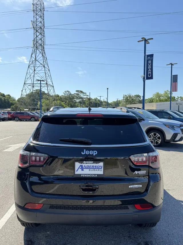 2018 Jeep Compass Latitude FWD