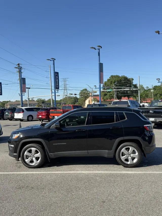 2018 Jeep Compass Latitude FWD