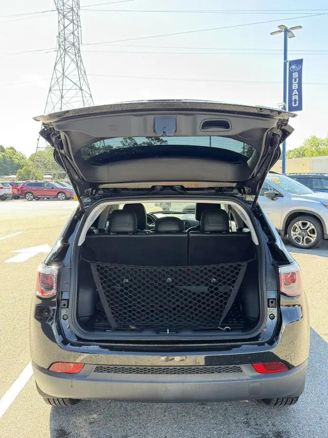 2018 Jeep Compass Latitude FWD