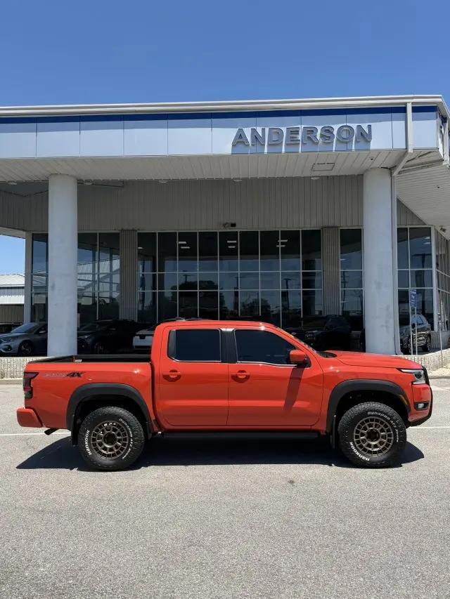 2025 Nissan Frontier Crew Cab PRO-4X 4x4