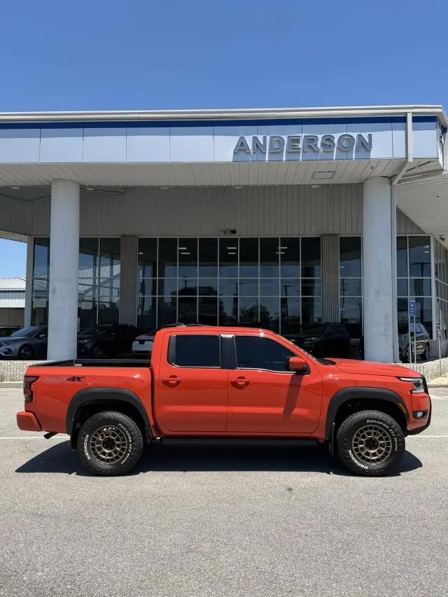 2025 Nissan Frontier Crew Cab PRO-4X 4x4