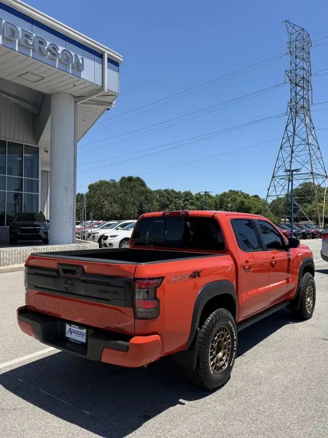 2025 Nissan Frontier Crew Cab PRO-4X 4x4