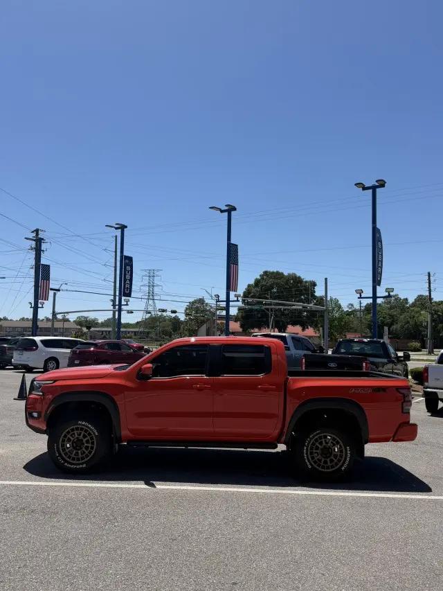 2025 Nissan Frontier Crew Cab PRO-4X 4x4