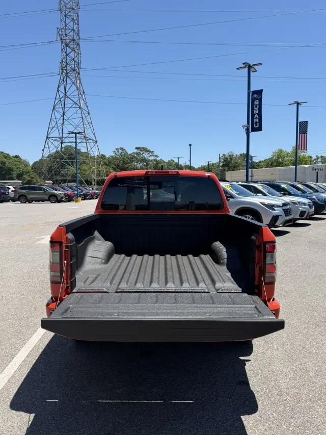 2025 Nissan Frontier Crew Cab PRO-4X 4x4
