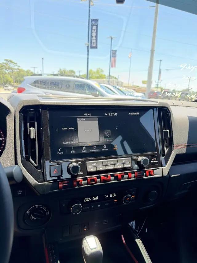 2025 Nissan Frontier Crew Cab PRO-4X 4x4