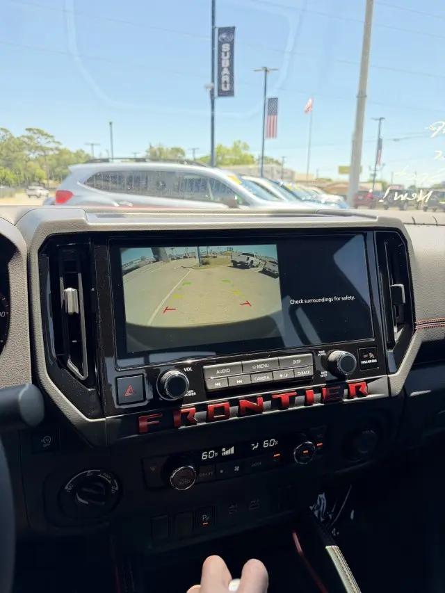 2025 Nissan Frontier Crew Cab PRO-4X 4x4