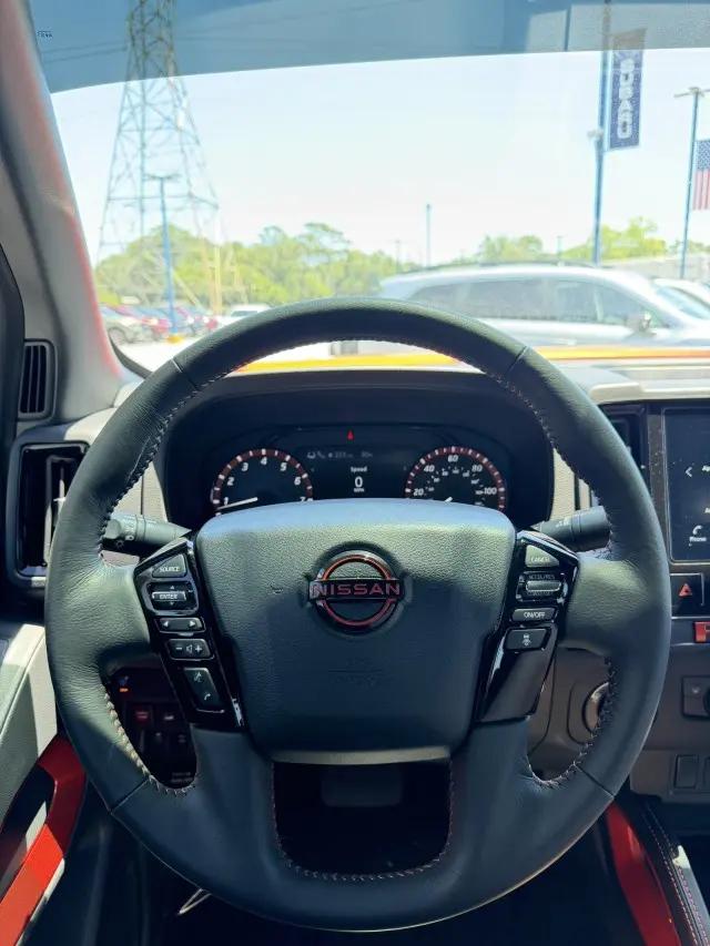 2025 Nissan Frontier Crew Cab PRO-4X 4x4