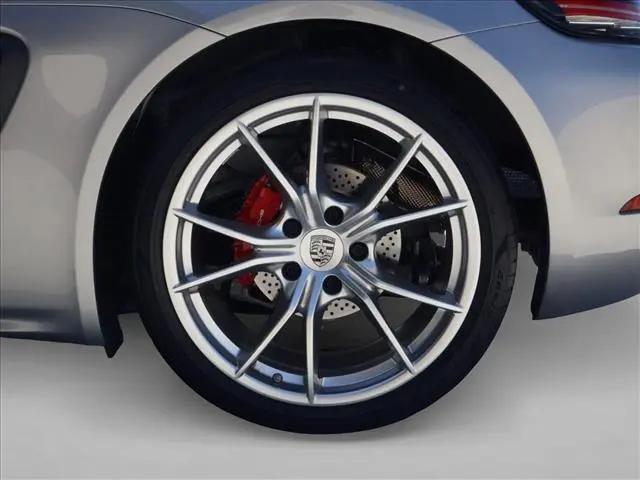 2022 Porsche 718 Boxster S