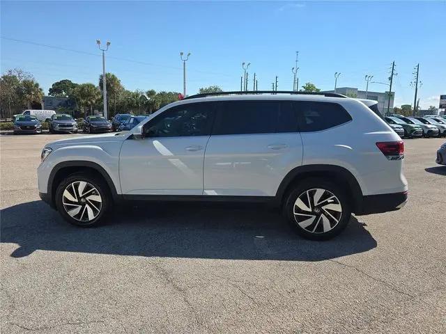 2026 Volkswagen Atlas SE with Technology