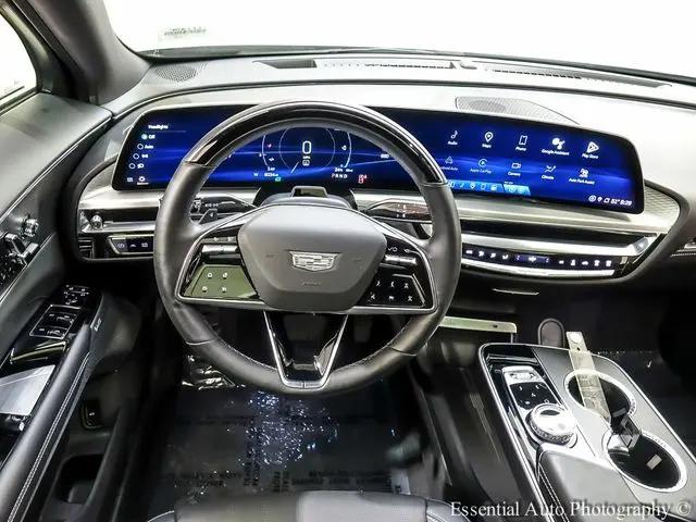 2024 Cadillac iQ Sport w/1SJ