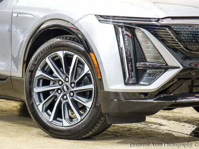 2024 Cadillac iQ Sport w/1SJ