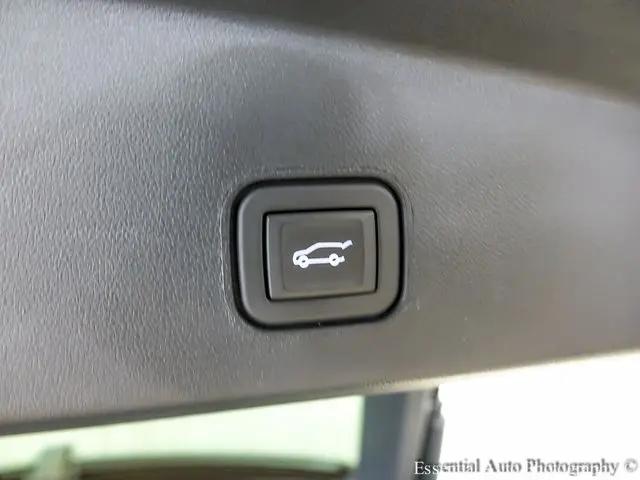 2024 Cadillac iQ Sport w/1SJ