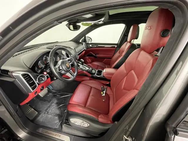 2017 Porsche Cayenne GTS